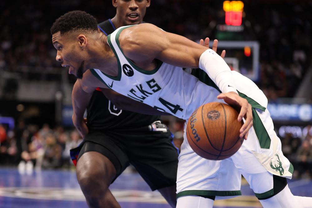 虽然他在康 虽然他在康