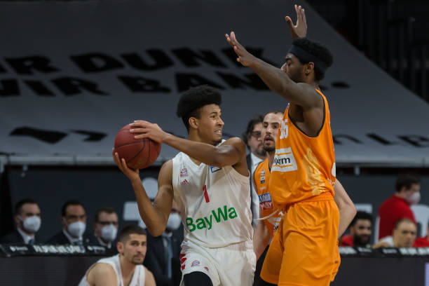 他叫小峰 他叫小峰