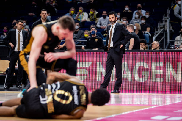 持和机会 持和机会