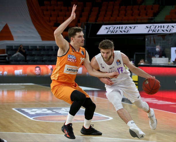 并相信其将 并相信其将